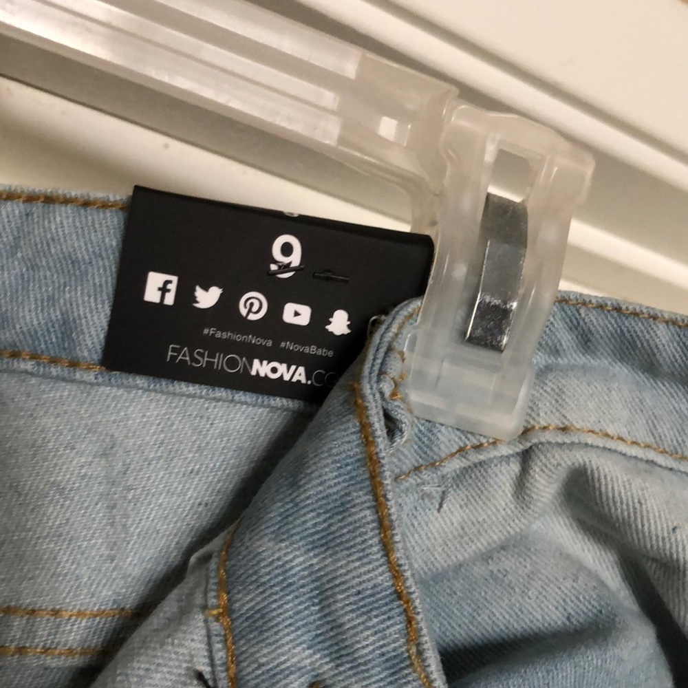 Jeans - Picture 4 of 5